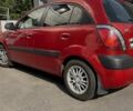 Красный Киа Рио, объемом двигателя 1.4 л и пробегом 173 тыс. км за 2500 $, фото 1 на Automoto.ua