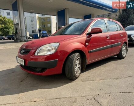 Красный Киа Рио, объемом двигателя 1.4 л и пробегом 173 тыс. км за 2500 $, фото 2 на Automoto.ua