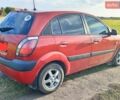 Красный Киа Рио, объемом двигателя 1.4 л и пробегом 202 тыс. км за 5400 $, фото 1 на Automoto.ua