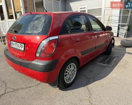 Красный Киа Рио, объемом двигателя 1.4 л и пробегом 173 тыс. км за 2500 $, фото 4 на Automoto.ua
