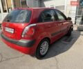 Красный Киа Рио, объемом двигателя 1.4 л и пробегом 173 тыс. км за 2500 $, фото 4 на Automoto.ua