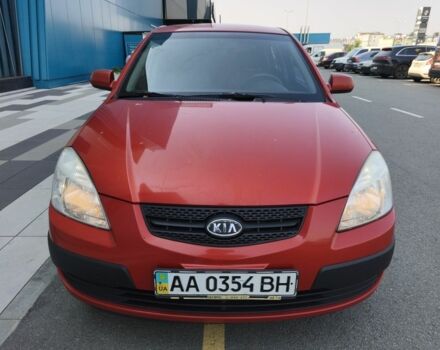 Красный Киа Рио, объемом двигателя 1.4 л и пробегом 280 тыс. км за 3622 $, фото 2 на Automoto.ua