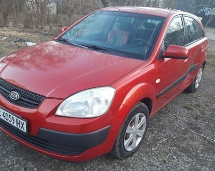 Красный Киа Рио, объемом двигателя 1.5 л и пробегом 263 тыс. км за 3500 $, фото 12 на Automoto.ua