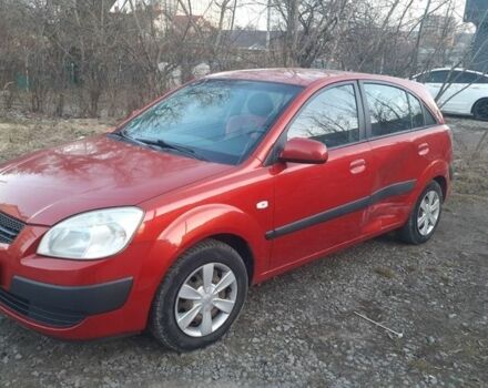 Красный Киа Рио, объемом двигателя 1.5 л и пробегом 263 тыс. км за 3500 $, фото 1 на Automoto.ua