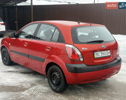 Красный Киа Рио, объемом двигателя 1.4 л и пробегом 110 тыс. км за 5900 $, фото 13 на Automoto.ua