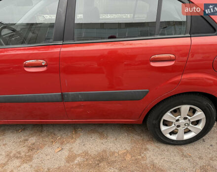 Красный Киа Рио, объемом двигателя 0 л и пробегом 190 тыс. км за 4300 $, фото 5 на Automoto.ua