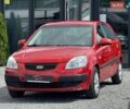 Червоний Кіа Ріо, об'ємом двигуна 1.4 л та пробігом 280 тис. км за 2900 $, фото 1 на Automoto.ua