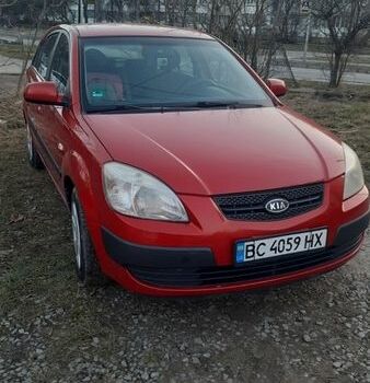 Красный Киа Рио, объемом двигателя 1.5 л и пробегом 263 тыс. км за 3500 $, фото 10 на Automoto.ua