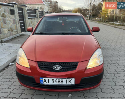 Червоний Кіа Ріо, об'ємом двигуна 1.4 л та пробігом 292 тис. км за 3999 $, фото 2 на Automoto.ua