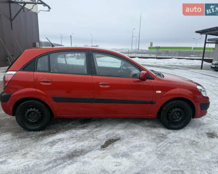 Красный Киа Рио, объемом двигателя 1.4 л и пробегом 110 тыс. км за 5900 $, фото 8 на Automoto.ua