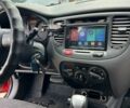 Красный Киа Рио, объемом двигателя 1.4 л и пробегом 257 тыс. км за 5300 $, фото 7 на Automoto.ua