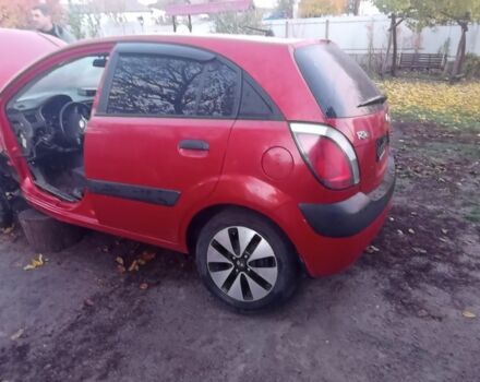 Кіа Ріо 2007 у Хороле на Automoto.ua Червоний Кіа Ріо, об'ємом двигуна 1 л та пробігом 220 тис. км за 1800 $, фото 3 на Automoto.ua