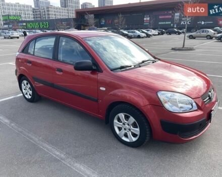 Красный Киа Рио, объемом двигателя 1.4 л и пробегом 216 тыс. км за 3900 $, фото 6 на Automoto.ua