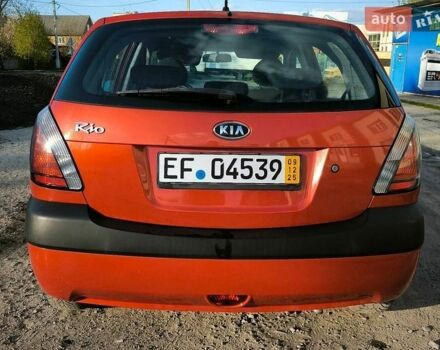 Красный Киа Рио, объемом двигателя 1.4 л и пробегом 172 тыс. км за 4650 $, фото 3 на Automoto.ua