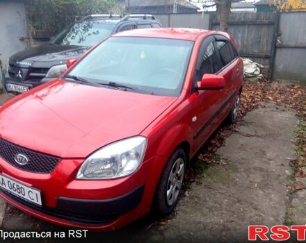Красный Киа Рио, объемом двигателя 1.4 л и пробегом 170 тыс. км за 4499 $, фото 1 на Automoto.ua