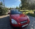 Красный Киа Рио, объемом двигателя 1.6 л и пробегом 269 тыс. км за 4800 $, фото 1 на Automoto.ua
