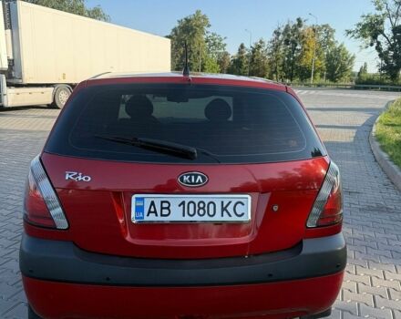 Красный Киа Рио, объемом двигателя 1.4 л и пробегом 312 тыс. км за 5500 $, фото 5 на Automoto.ua