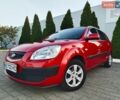 Червоний Кіа Ріо, об'ємом двигуна 1.4 л та пробігом 162 тис. км за 6200 $, фото 1 на Automoto.ua