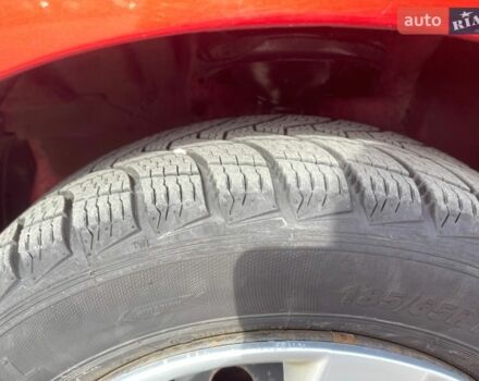 Красный Киа Рио, объемом двигателя 1.4 л и пробегом 216 тыс. км за 3900 $, фото 18 на Automoto.ua