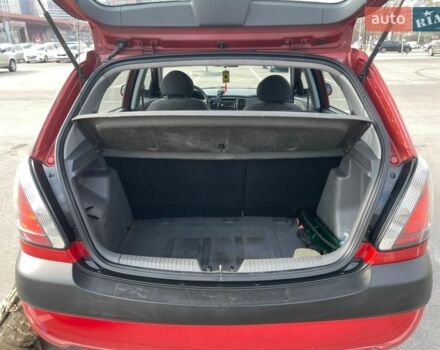 Красный Киа Рио, объемом двигателя 1.4 л и пробегом 216 тыс. км за 3900 $, фото 13 на Automoto.ua