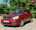 Красный Киа Рио, объемом двигателя 1.4 л и пробегом 155 тыс. км за 5800 $, фото 1 на Automoto.ua