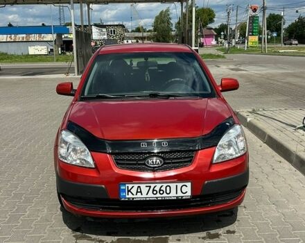 Червоний Кіа Ріо, об'ємом двигуна 1.4 л та пробігом 257 тис. км за 5300 $, фото 1 на Automoto.ua