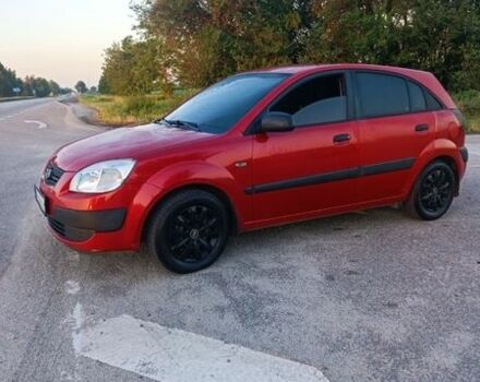 Червоний Кіа Ріо, об'ємом двигуна 1.4 л та пробігом 230 тис. км за 4100 $, фото 3 на Automoto.ua