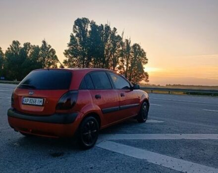 Червоний Кіа Ріо, об'ємом двигуна 1.4 л та пробігом 230 тис. км за 4100 $, фото 9 на Automoto.ua