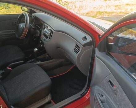 Красный Киа Рио, объемом двигателя 1.4 л и пробегом 161 тыс. км за 5774 $, фото 13 на Automoto.ua