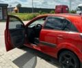 Красный Киа Рио, объемом двигателя 1.4 л и пробегом 257 тыс. км за 5300 $, фото 3 на Automoto.ua