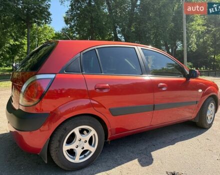 Красный Киа Рио, объемом двигателя 1.4 л и пробегом 155 тыс. км за 5800 $, фото 7 на Automoto.ua