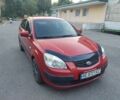 Красный Киа Рио, объемом двигателя 1.4 л и пробегом 208 тыс. км за 5000 $, фото 1 на Automoto.ua