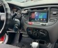 Красный Киа Рио, объемом двигателя 1.4 л и пробегом 257 тыс. км за 5300 $, фото 7 на Automoto.ua