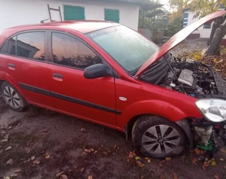 Кіа Ріо 2007 у Хороле на Automoto.ua Червоний Кіа Ріо, об'ємом двигуна 1 л та пробігом 220 тис. км за 1800 $, фото 1 на Automoto.ua