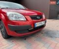 Красный Киа Рио, объемом двигателя 1.4 л и пробегом 193 тыс. км за 4700 $, фото 1 на Automoto.ua