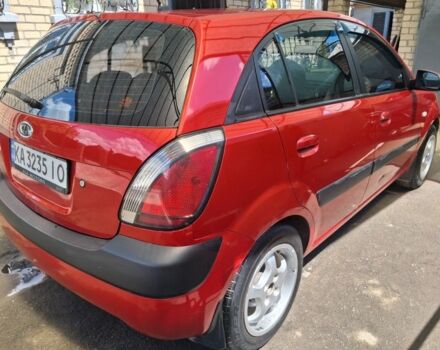 Красный Киа Рио, объемом двигателя 1.4 л и пробегом 200 тыс. км за 3800 $, фото 5 на Automoto.ua