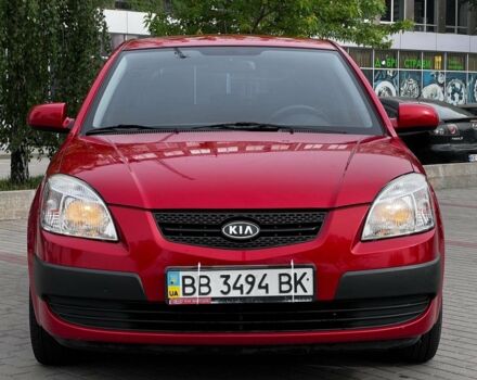Красный Киа Рио, объемом двигателя 14 л и пробегом 127 тыс. км за 5850 $, фото 3 на Automoto.ua