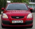 Красный Киа Рио, объемом двигателя 14 л и пробегом 127 тыс. км за 5850 $, фото 3 на Automoto.ua
