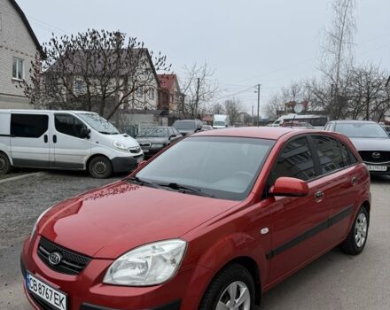 Красный Киа Рио, объемом двигателя 1.4 л и пробегом 288 тыс. км за 4700 $, фото 1 на Automoto.ua