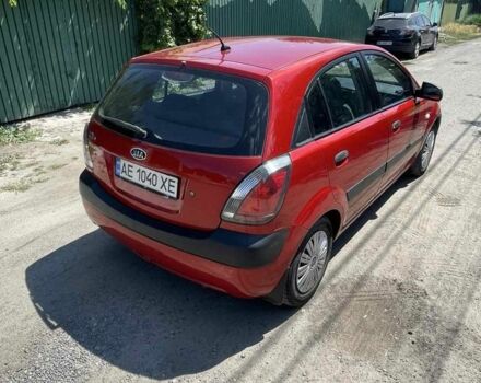 Красный Киа Рио, объемом двигателя 1.4 л и пробегом 205 тыс. км за 4499 $, фото 4 на Automoto.ua