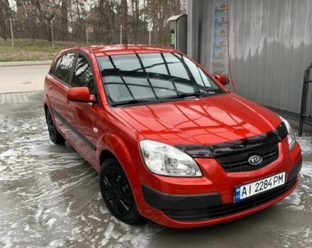 Червоний Кіа Ріо, об'ємом двигуна 1.4 л та пробігом 127 тис. км за 5100 $, фото 4 на Automoto.ua