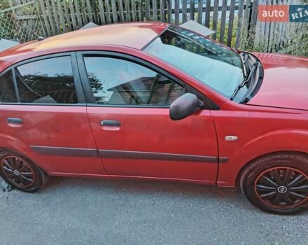 Красный Киа Рио, объемом двигателя 1.4 л и пробегом 240 тыс. км за 4200 $, фото 14 на Automoto.ua