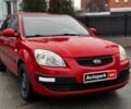 Красный Киа Рио, объемом двигателя 1.4 л и пробегом 189 тыс. км за 6490 $, фото 6 на Automoto.ua
