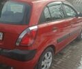 Червоний Кіа Ріо, об'ємом двигуна 1.4 л та пробігом 250 тис. км за 4300 $, фото 1 на Automoto.ua