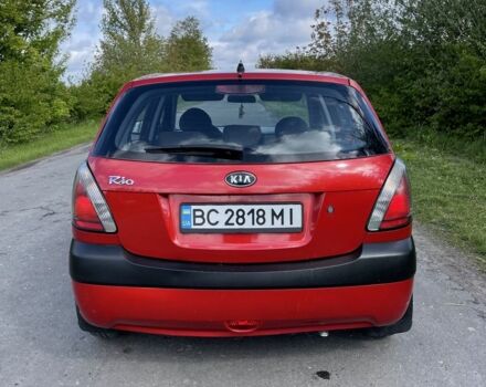 Красный Киа Рио, объемом двигателя 1.4 л и пробегом 224 тыс. км за 4200 $, фото 5 на Automoto.ua