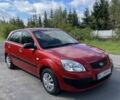 Красный Киа Рио, объемом двигателя 1.4 л и пробегом 224 тыс. км за 4200 $, фото 2 на Automoto.ua