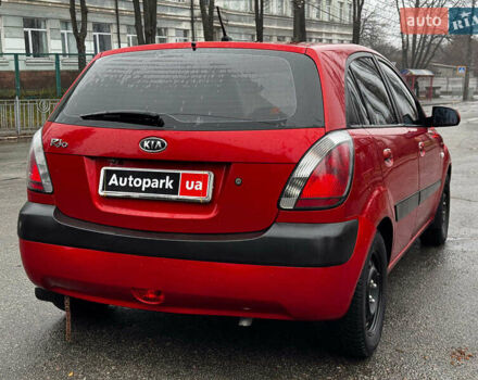 Красный Киа Рио, объемом двигателя 1.4 л и пробегом 189 тыс. км за 6490 $, фото 12 на Automoto.ua