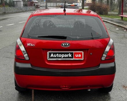 Красный Киа Рио, объемом двигателя 1.4 л и пробегом 189 тыс. км за 6490 $, фото 14 на Automoto.ua