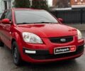 Красный Киа Рио, объемом двигателя 1.4 л и пробегом 189 тыс. км за 6490 $, фото 6 на Automoto.ua