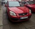 Красный Киа Рио, объемом двигателя 1.4 л и пробегом 281 тыс. км за 5000 $, фото 2 на Automoto.ua